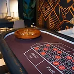 Capsule Casino - Table De Jeux - Balneo - Sauna - Playstation 5