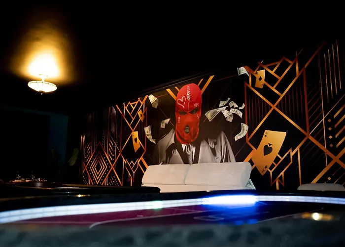 Capsule Casino - Table De Jeux - Balneo - Sauna - Playstation 5 * Mons