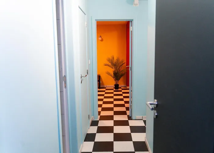 Capsule Casino - Table De Jeux - Balneo - Sauna - Playstation 5 *