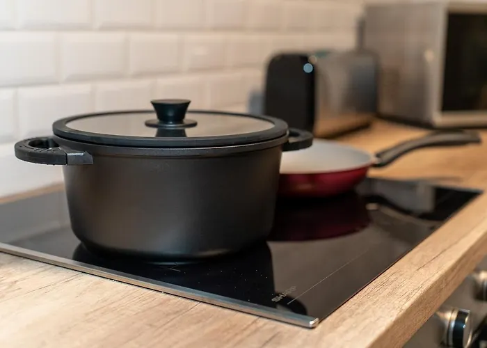 Capsule Casino - Table De Jeux - Balneo - Sauna - Playstation 5 * Mons (Bergen)