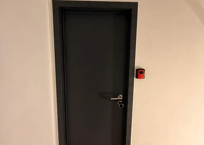 Capsule Casino - Table De Jeux - Balneo - Sauna - Playstation 5 * Mons